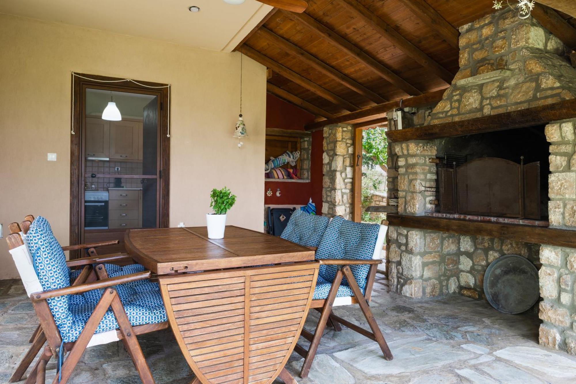 Country Cottage I & Country Cottage II Polýgyros Eksteriør billede